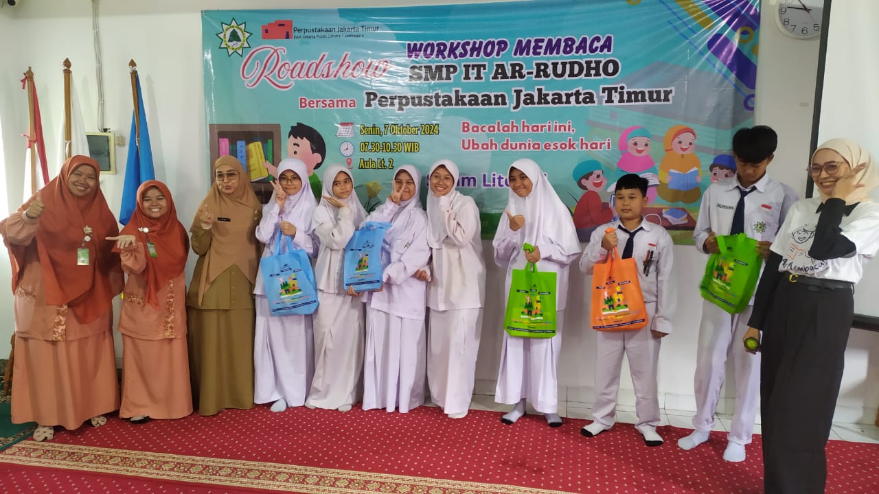 Roadshow Workshop Membaca Di SMP Ar Rudho